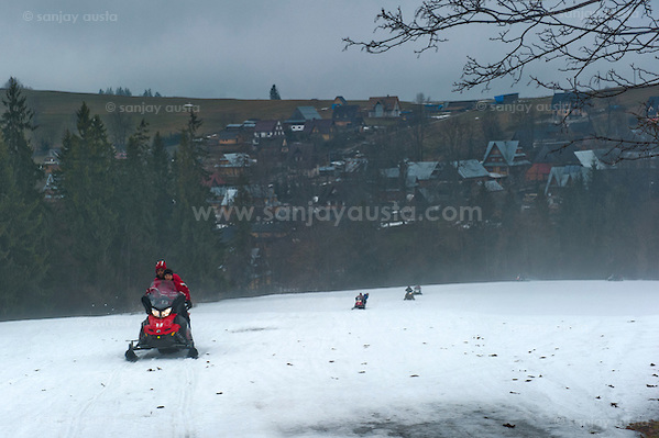  (sanjay austa sanjayausta@gmail.)